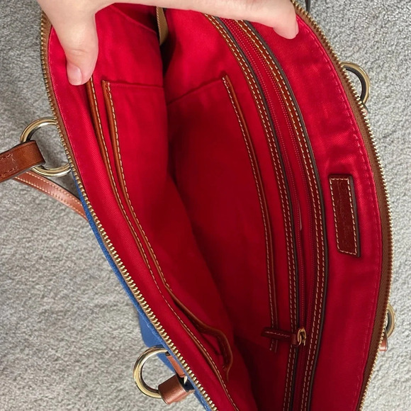 Wren Zip Tote Dooney and Bourke Bag - Picture 4 of 8